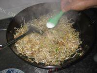 简单版豆芽炒韭菜做法图解9)