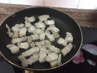 家常菜双椒炒肉做法图解7)
