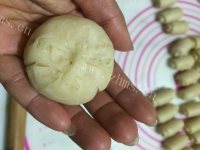 甜甜的绿豆酥做法图解16)