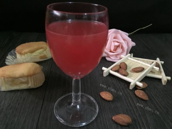 回味无穷的鲜榨西瓜汁