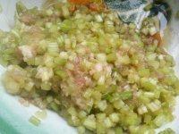 常吃不腻的芹菜猪肉饺子做法图解5)
