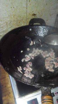 家常菜蘑菇炒肉做法图解5)