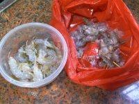 美味早餐鲜虾瘦肉粥做法图解1)