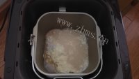 自制香葱面包做法图解1)
