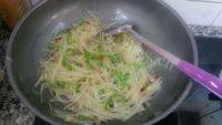 家常菜爆炒土豆丝做法图解6)