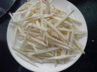 质嫩的素炒三丝做法图解1)