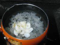 银耳百合汤的做法图解七