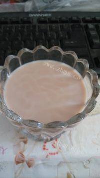 口感饱满的可可奶茶