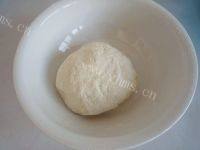 自制黑芝麻葱油饼做法图解1)