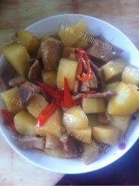 家常菜红烧土豆