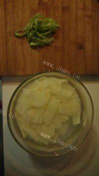 家常菜青椒土豆片做法图解2)