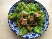 家常菜肉炒青椒