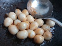 美味的茄汁鹌鹑蛋做法图解3)