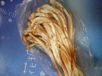 诱人剁椒金针菇做法图解1)