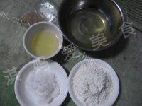自己做的蛋白薄脆饼干做法图解1)
