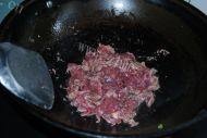 家常菜芥兰炒牛肉做法图解3)