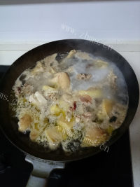 美味的土鸡汤做法图解4)