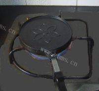 自己做的香酥蛋卷做法图解7)