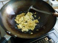 口感极佳的美味蛋炒饭做法图解7)