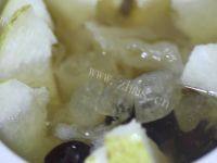 口感极佳的银耳雪梨红枣羹做法图解10)