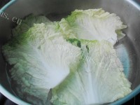 清香蒸白菜卷做法图解2)
