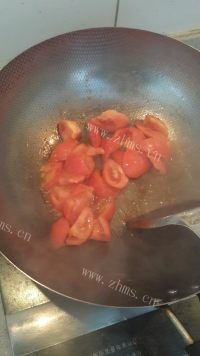 家常菜番茄炒菜花做法图解4)