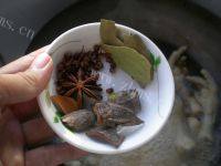 「念念不忘」卤鸡爪做法图解7)