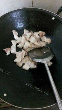 食欲满满的尖椒回锅肉做法图解4)