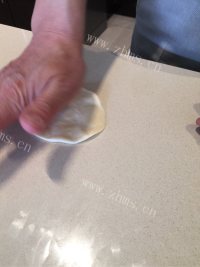 色味俱佳的黄桥烧饼做法图解8)