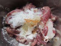 家常菜水煮肉做法图解2)