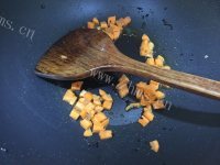 鲜虾杂蔬咖喱饭做法图解2)