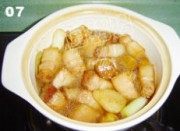 家常菜鱿鱼红烧肉做法图解7)