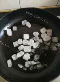 香甜黑芝麻花生糖板做法图解5)