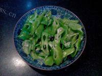 下饭的尖椒炒干豆腐做法图解2)