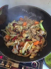 色泽鲜亮的红烧羊排做法图解8)
