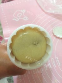 自制广式凤梨月饼做法图解9)