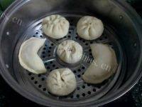 味道不错的豆沙包做法图解10)