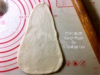 圣诞树千层豆沙面包做法图解8)