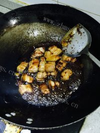 可口的私房秘制红烧肉做法图解15)