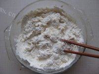 自制炸油果子做法图解2)