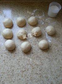 美味的蜂蜜小面包做法图解1)
