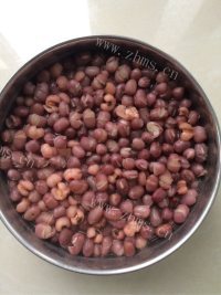 美味的红豆薏米糊做法图解2)