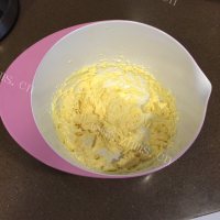 美味小熊抱杏仁饼干做法图解4)