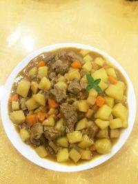 家常菜咖喱土豆牛肉做法图解14)