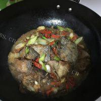 美味的香辣带鱼做法图解7)