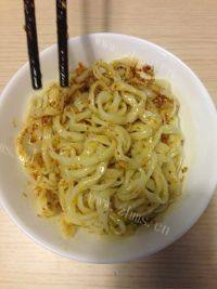 家庭版油泼面