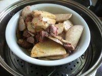 味道不错的香芋蒸排骨做法图解7)
