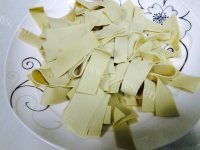 美味干豆腐炖土豆做法图解1)