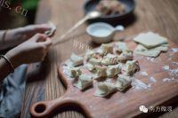 唇齿留香的红油抄手做法图解9)