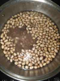 下酒菜芹菜花生米做法图解1)
